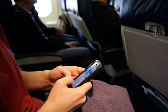 CELLPHONES_PLANES_34021389