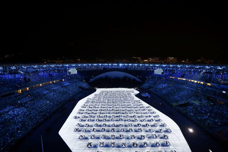 2016 Rio Olympics - Opening ceremony - Maracana - Rio de Janeiro, Brazil - 05/08/2016.  A general view during the opening ceremony.        REUTERS/Pawel Kopczynski